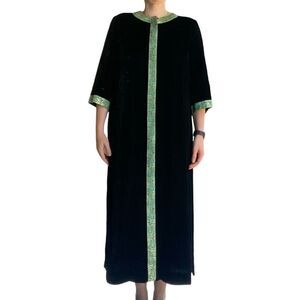 VTG 1960s B. Cohen Lord & Taylor Black Velvet Kaftan Gold Green Trim Hostess Gow